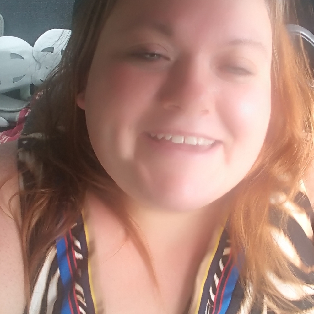 Meet your Posher, Joni